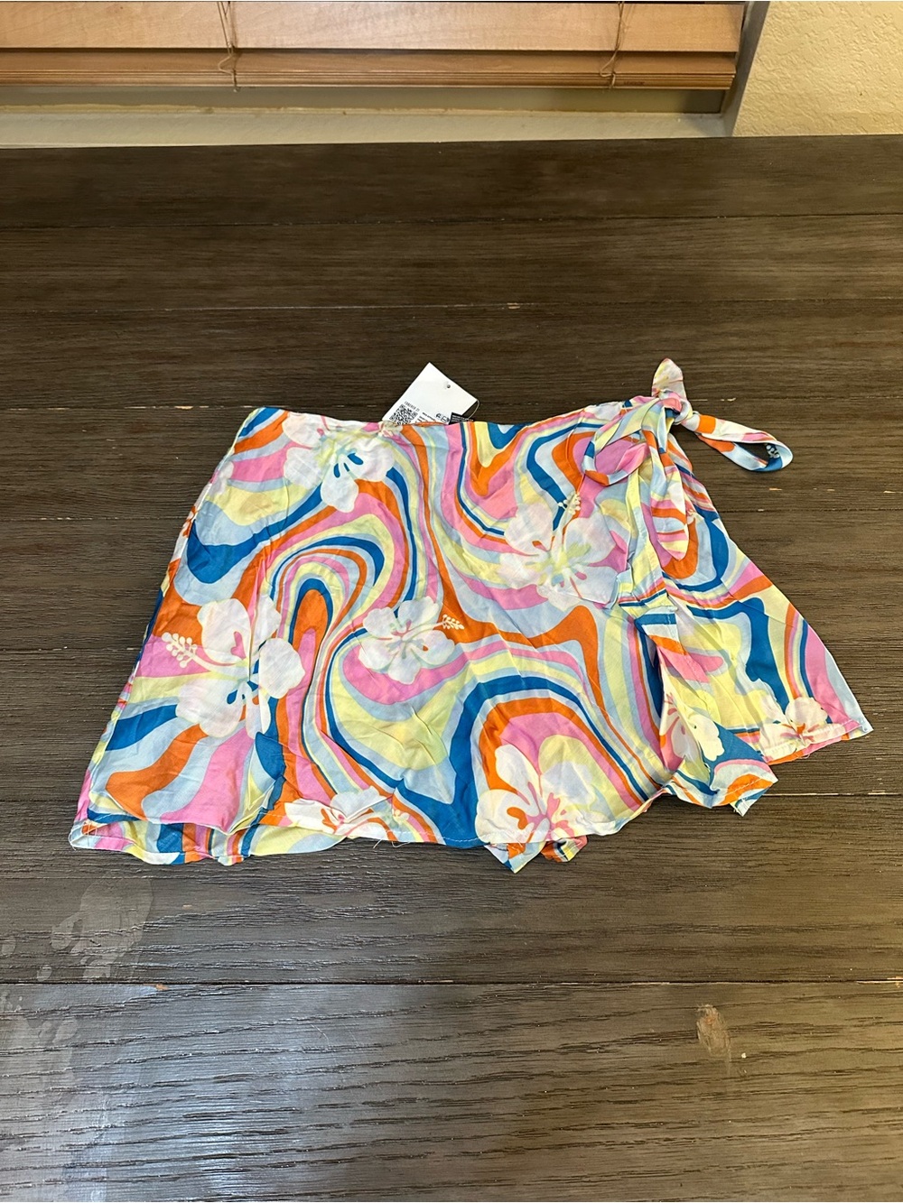Forever 21 Sz Sm Multicolor Swirl Tie-Front Mini Skort